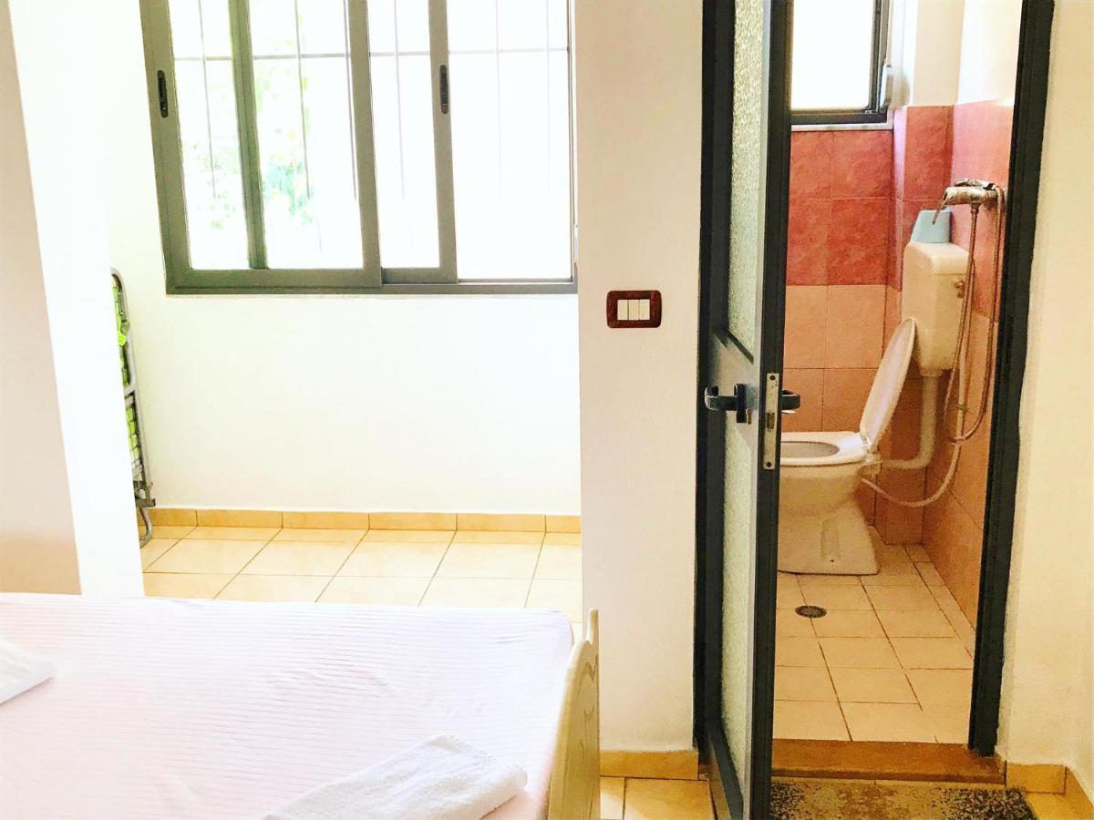 Vila Aliaj Deluxe With 2 & 2 Baths And Garden View *