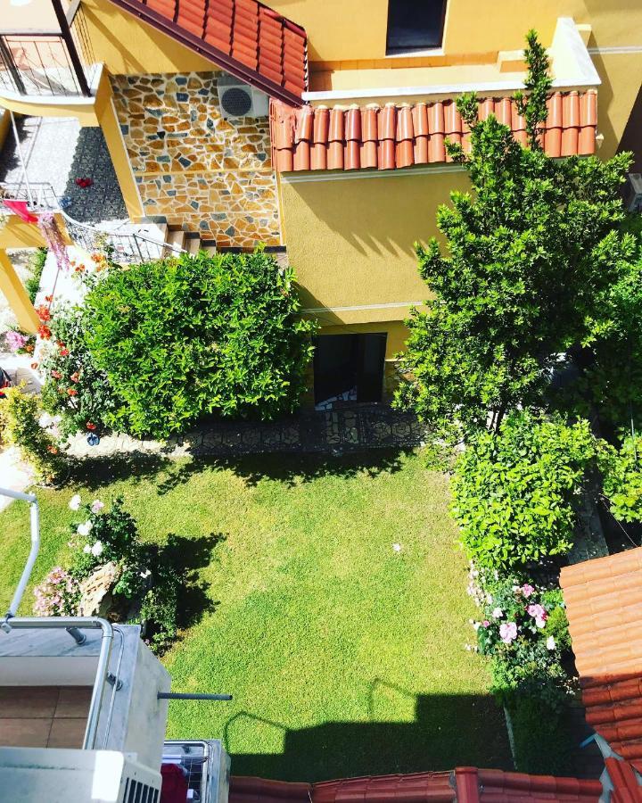 Vila Aliaj Deluxe With 2 & 2 Baths And Garden View * Durres
