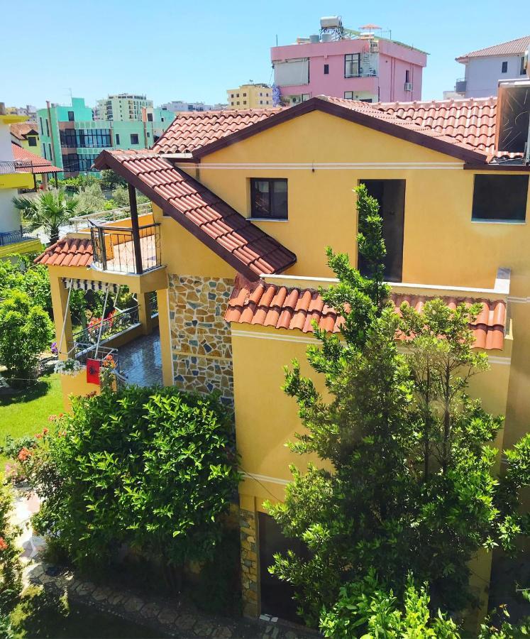 Vila Aliaj Deluxe With 2 & 2 Baths And Garden View Apartment *